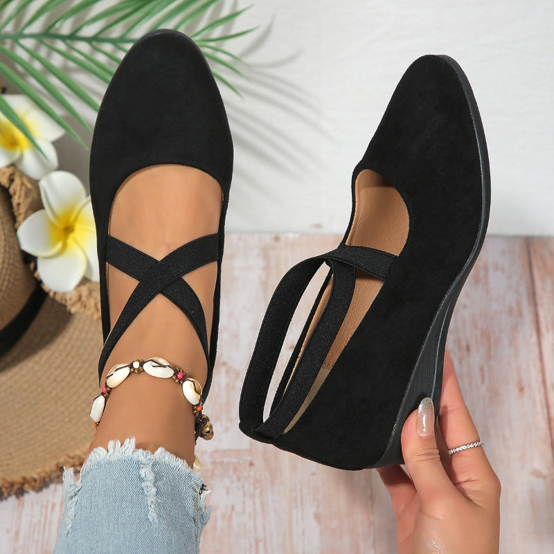 Κομψά παπούτσια με χαμηλή σόλα, ελαστικό λουράκι και μονόχρωμο🥿